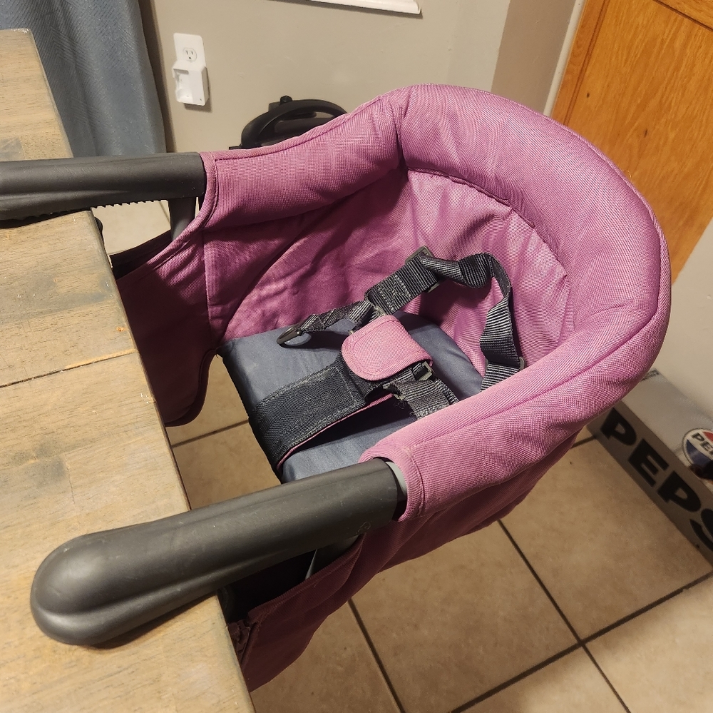 Inglesina Fast table chair